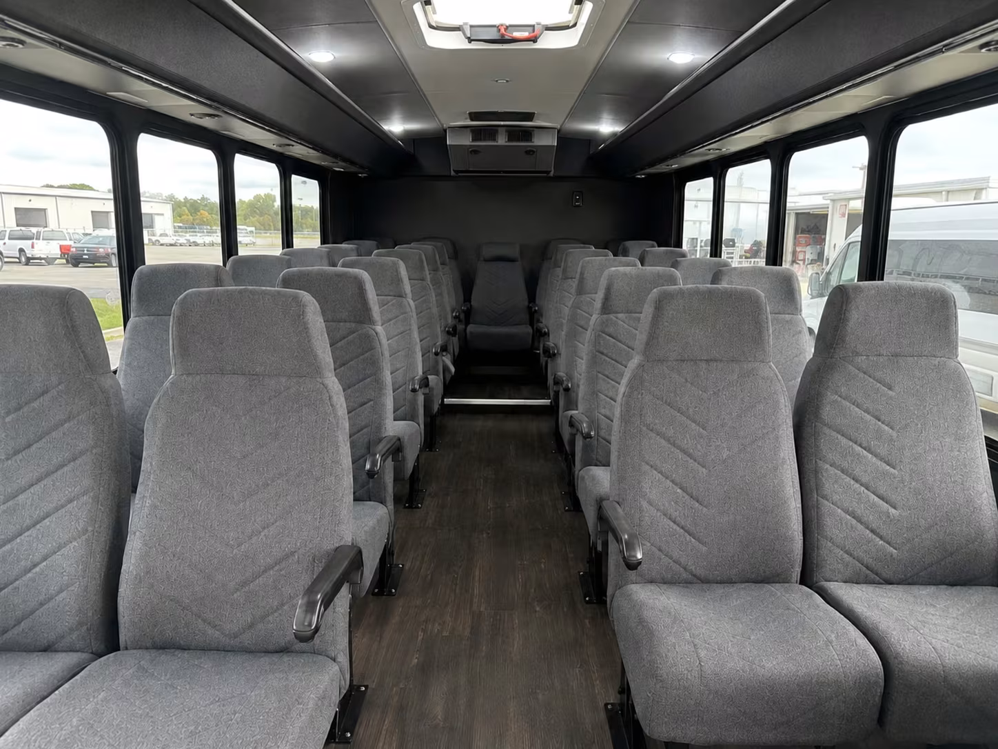 minibus rentals in roseville for art and history field trips
