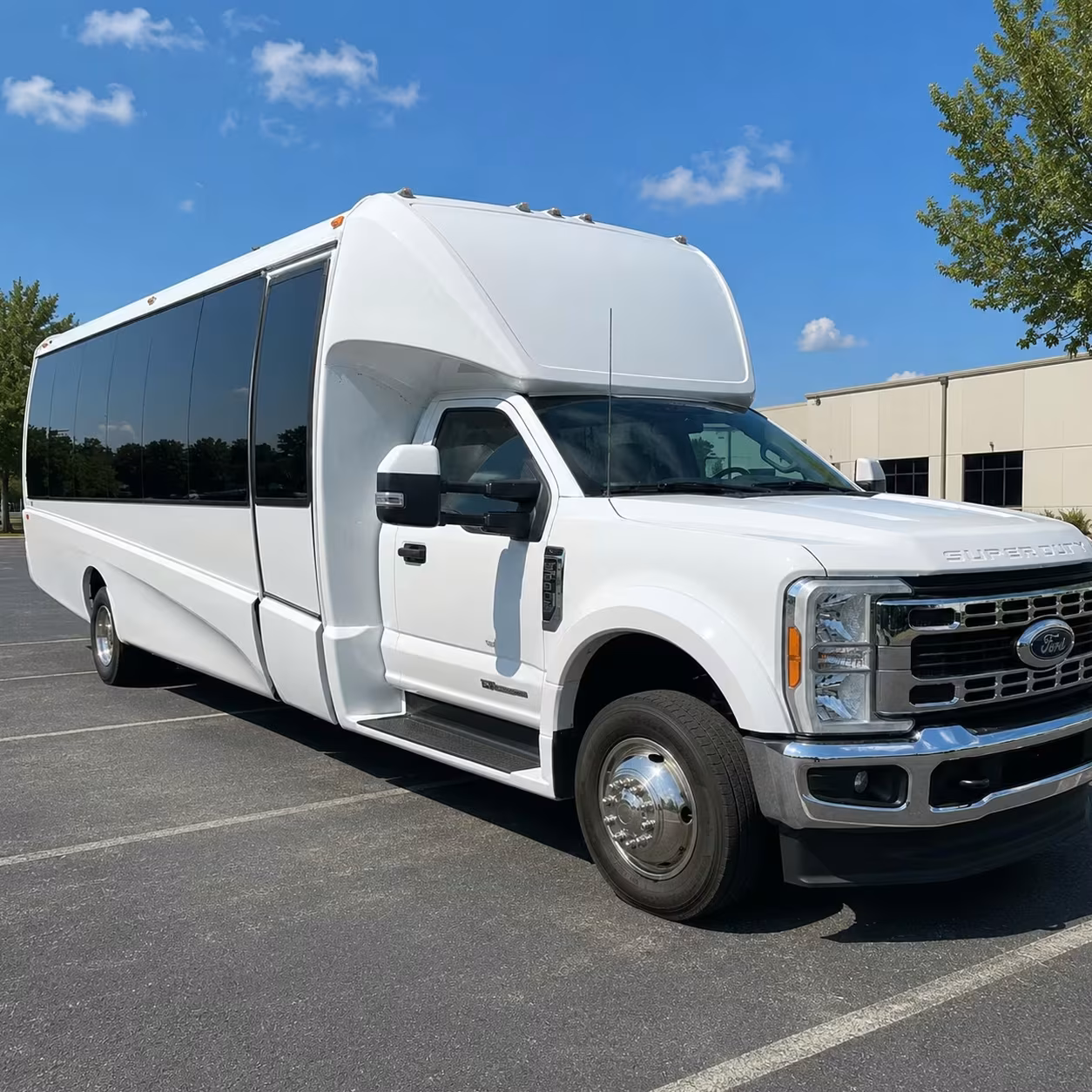 roseville airport minibus rentals for small and large groups