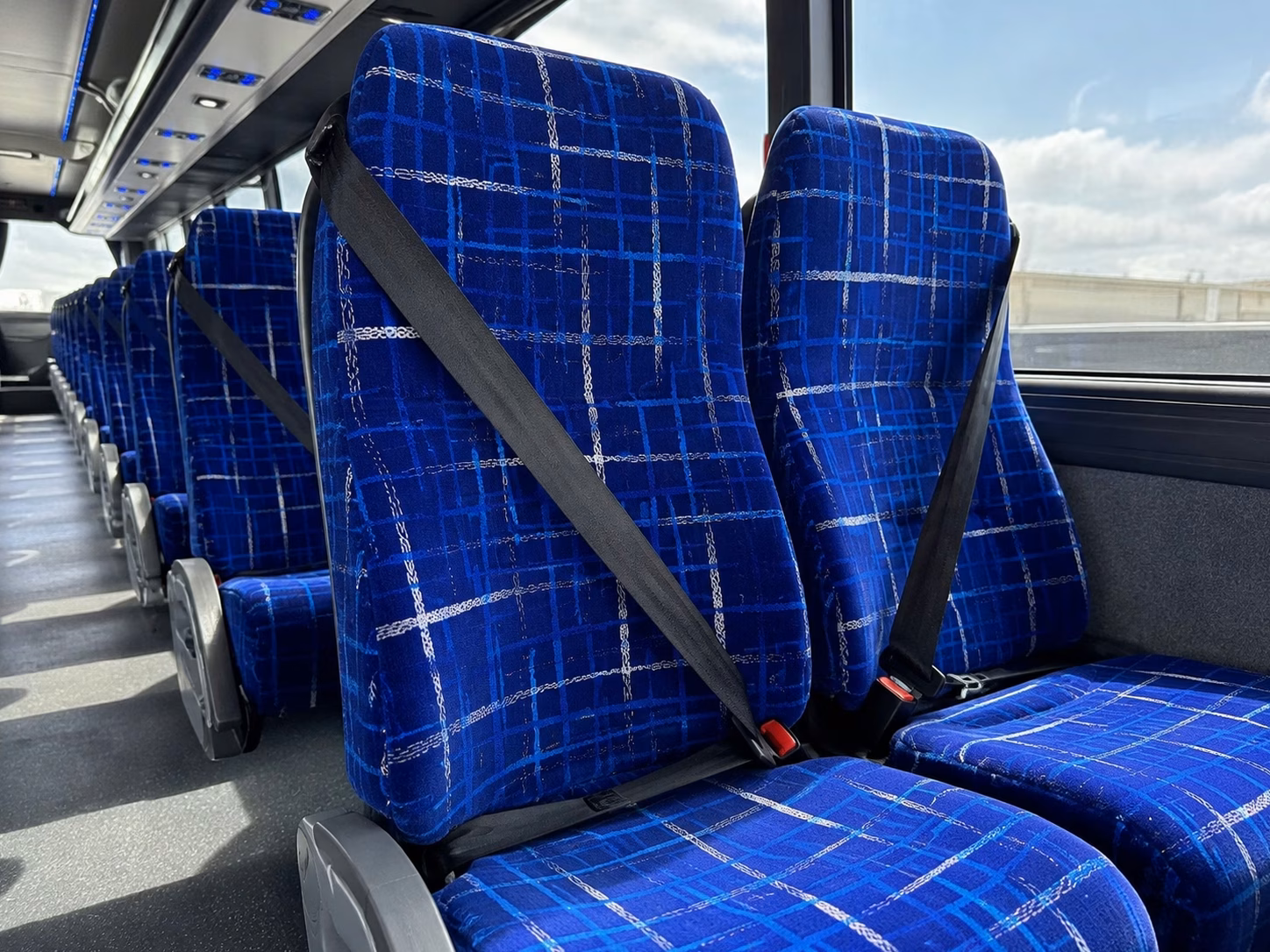 roseville charter bus rentals to sacramento museums and old sacramento