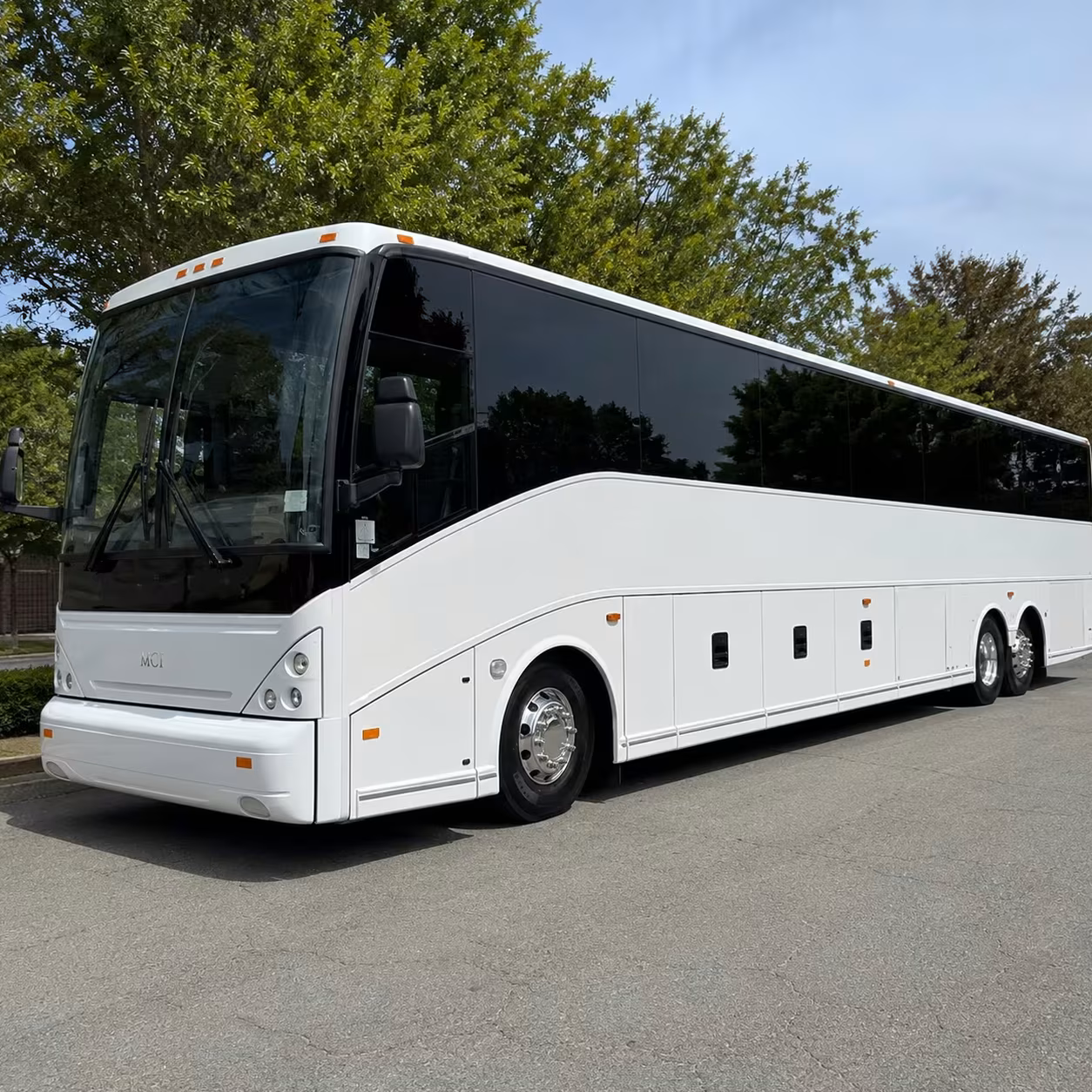 roseville commuter shuttle buses along the i 80 corridor