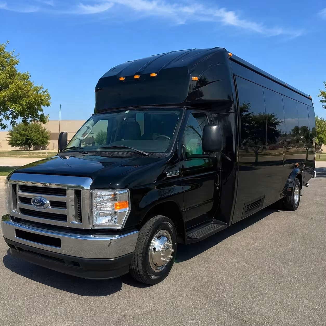 roseville prom party bus rentals with the amenities groups want