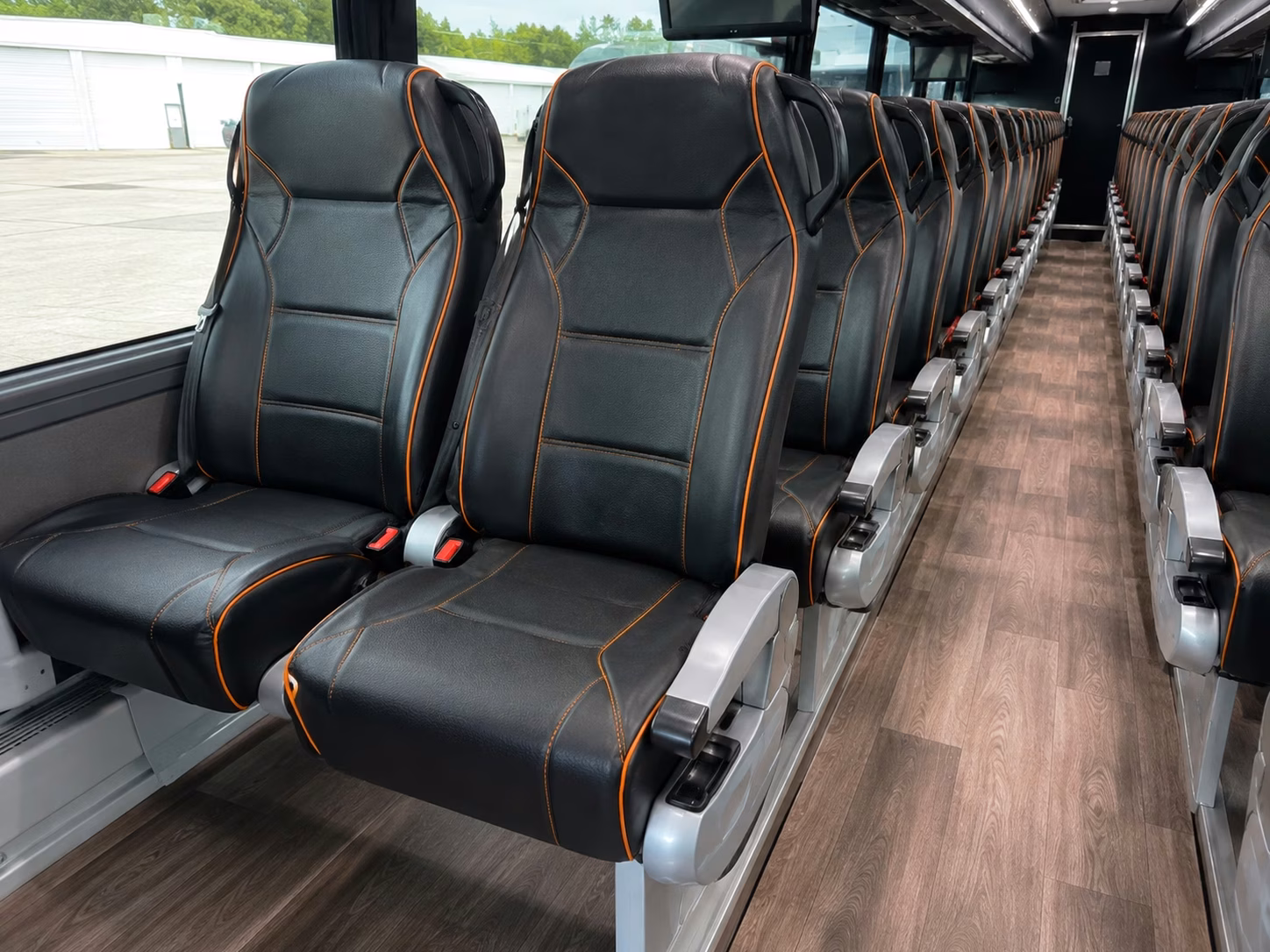 roseville wedding guest shuttle service for hotel blocks